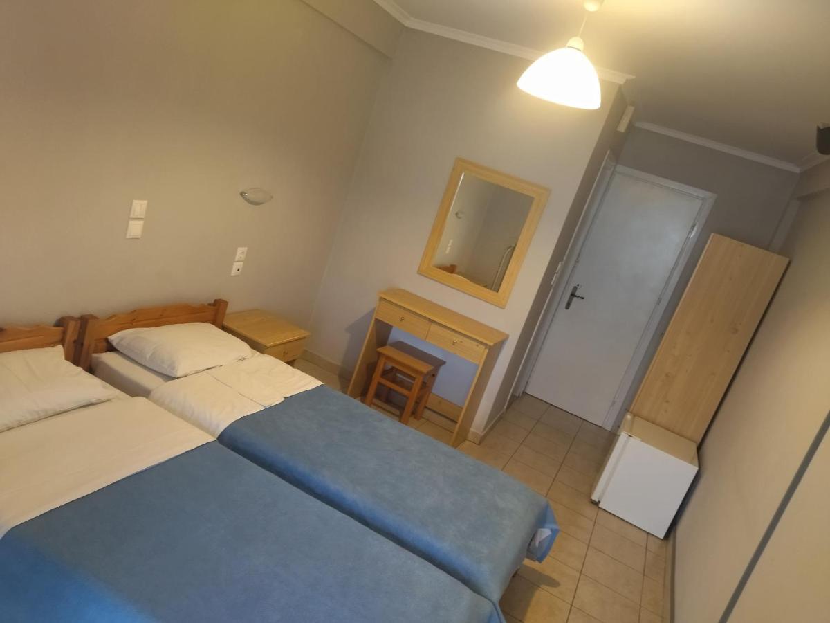 Hotel Thermaikos Korinós Buitenkant foto